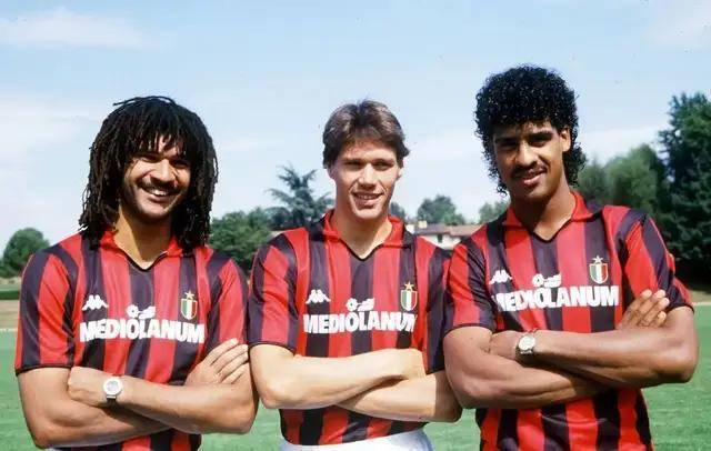 AC米兰——伟大的“荷兰三剑客时代”